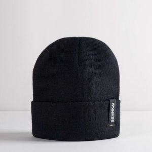 NWOT Benkai Black Ribbed Knit Beanie